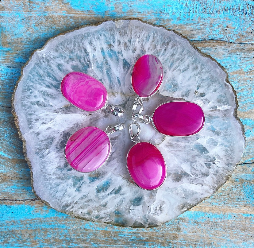 Roze agaat hanger "Emotioneel Evenwicht"