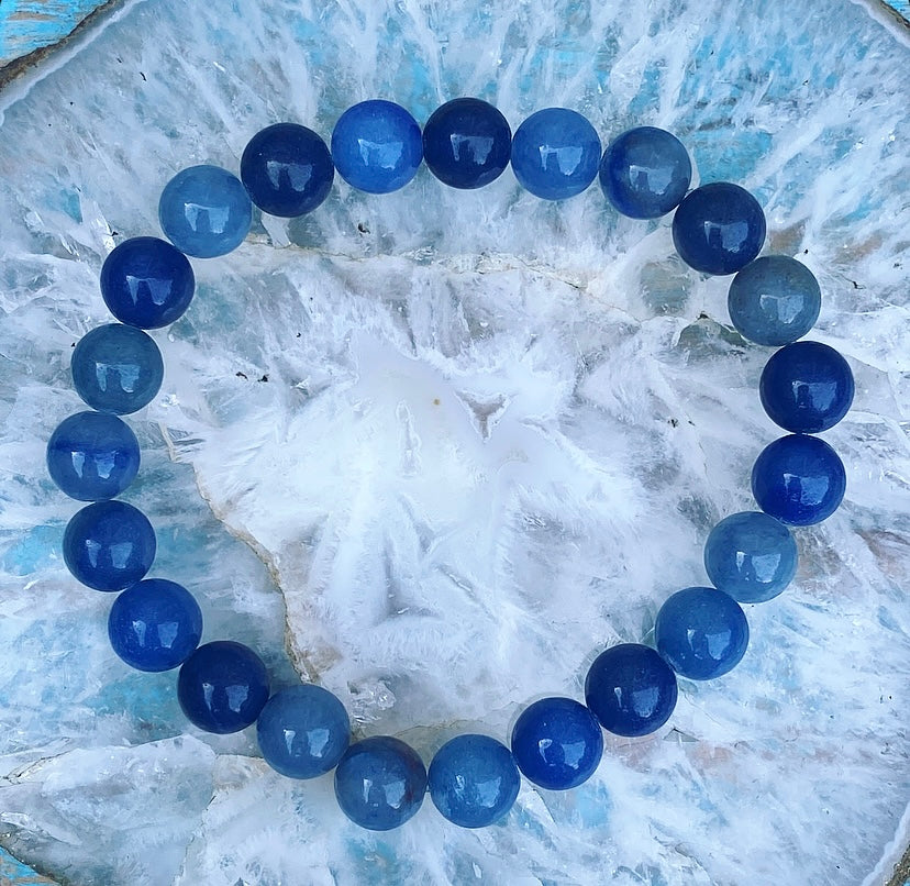 Kyanite bracelet "EFFORTLESS CHANGE"