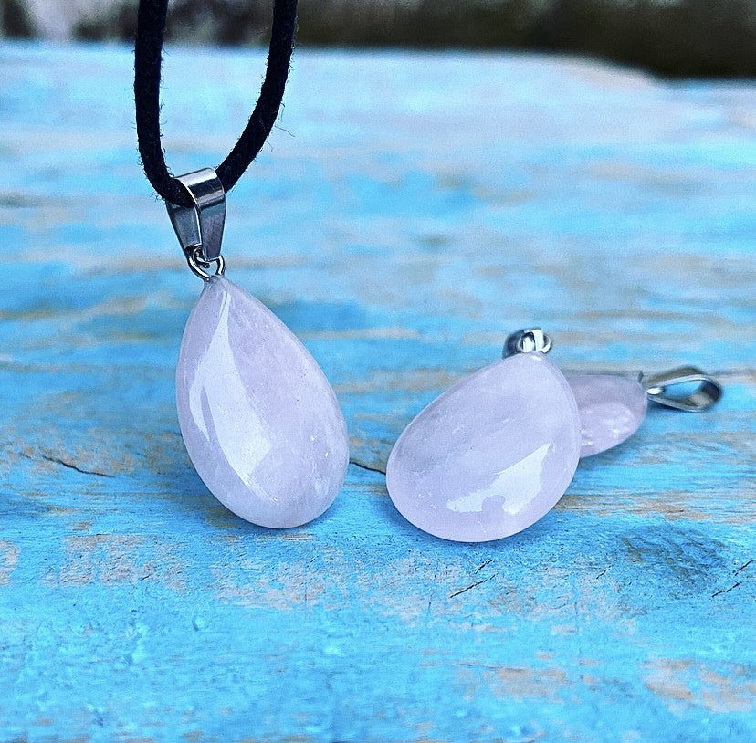 Rose quartz pendant "Love"