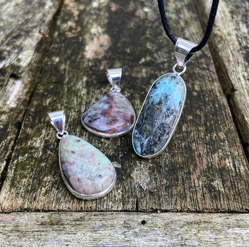 Larimar hanger "De Schat van Atlantis"