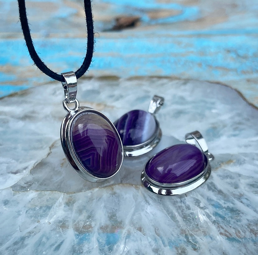 Purple Agate pendant "Mindfulness"
