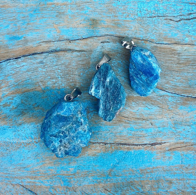 Blauwe Apatiet hanger "Nieuwe Wijsheid"