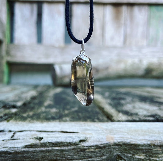 Hanger Triple Quartz "De Essentie"