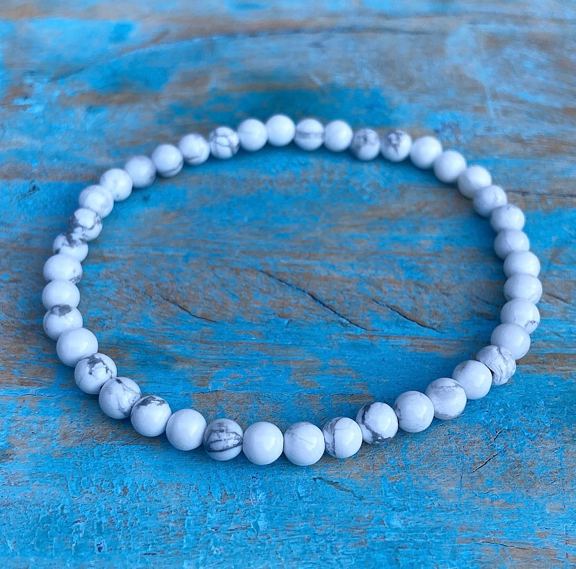 Howliet armbandje "Vrede"