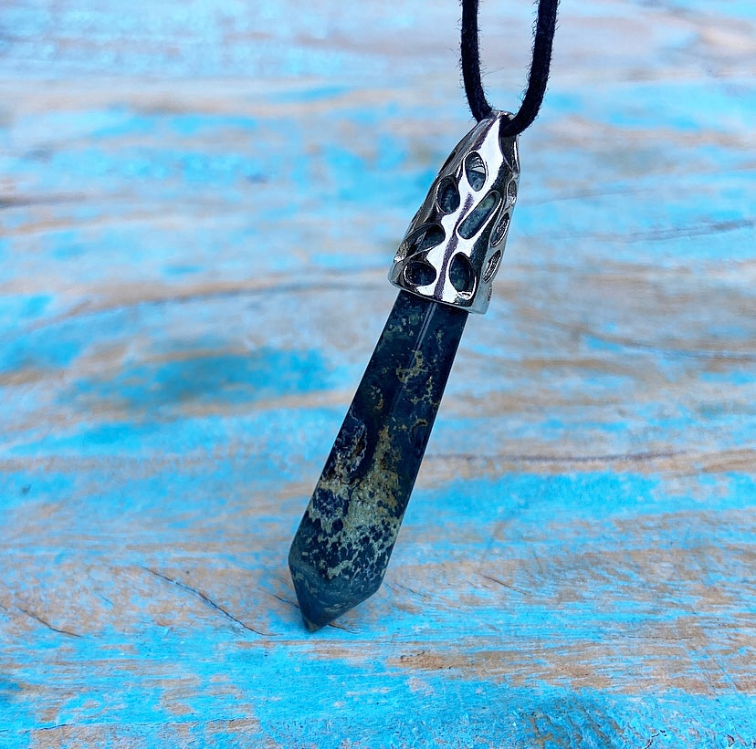 Energiepunt Hanger Rhyoliet "Shamanic Energy"