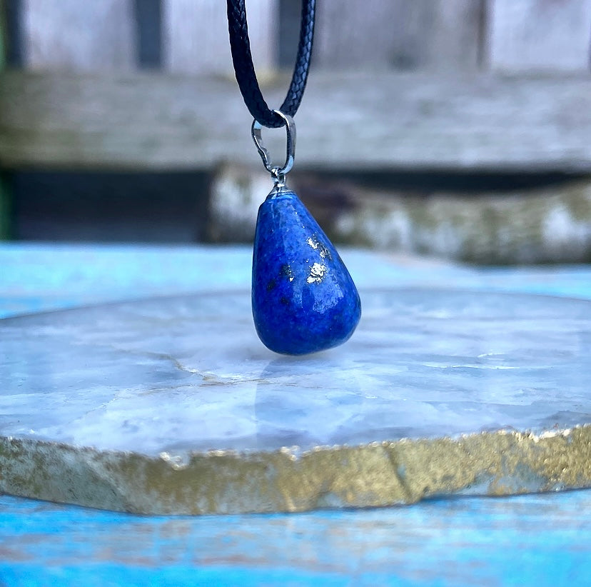 Lapis Lazuli Hangertje "Moed"