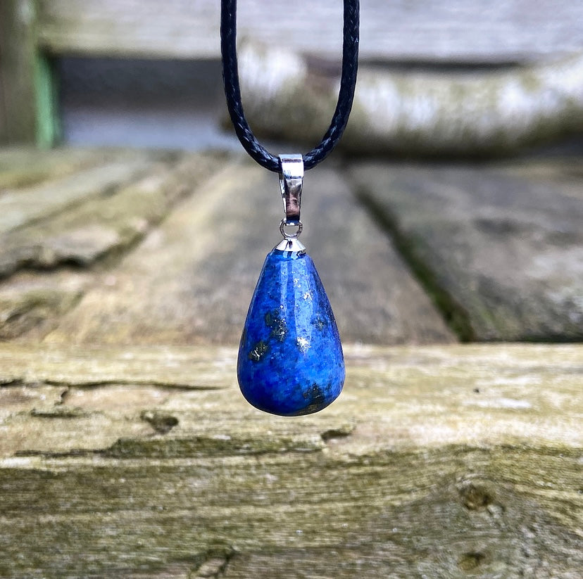 Lapis Lazuli Hangertje "Moed"