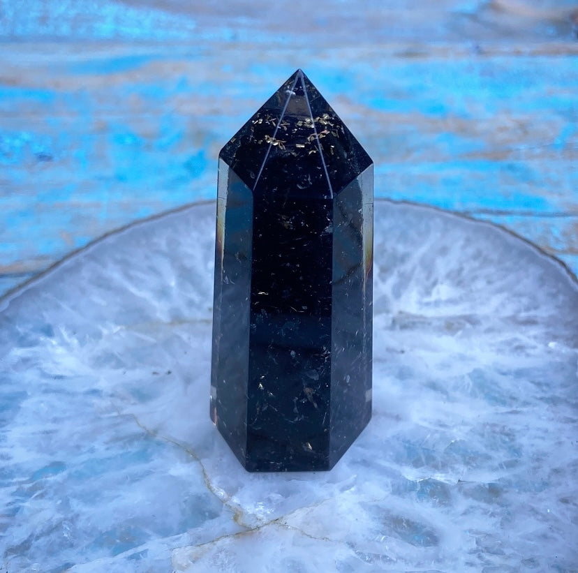 Shungiet & Zwarte Toermalijn Obelisk "Zuivering & Bescherming"