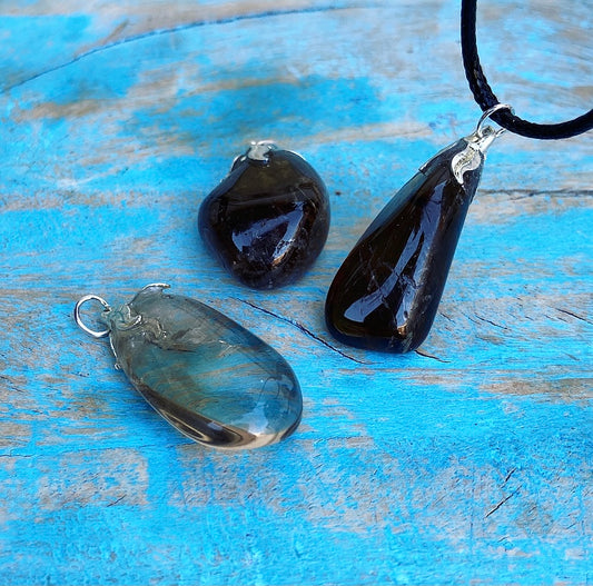Smoky quartz pendant "Against doubt and nervousness"