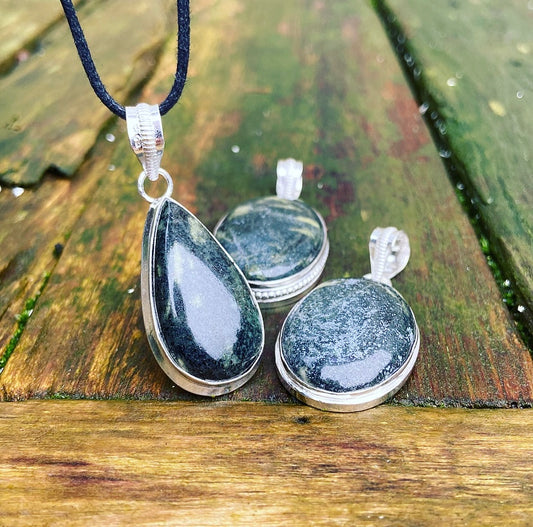 Seraphinite pendant "Liberation and Ecstasy"