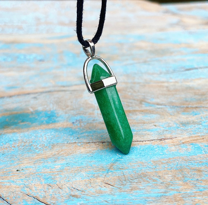 Dubbelpunt hanger Groene Jade "Geluk"