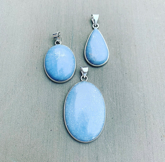 Angelite pendant "Angel of Hope"