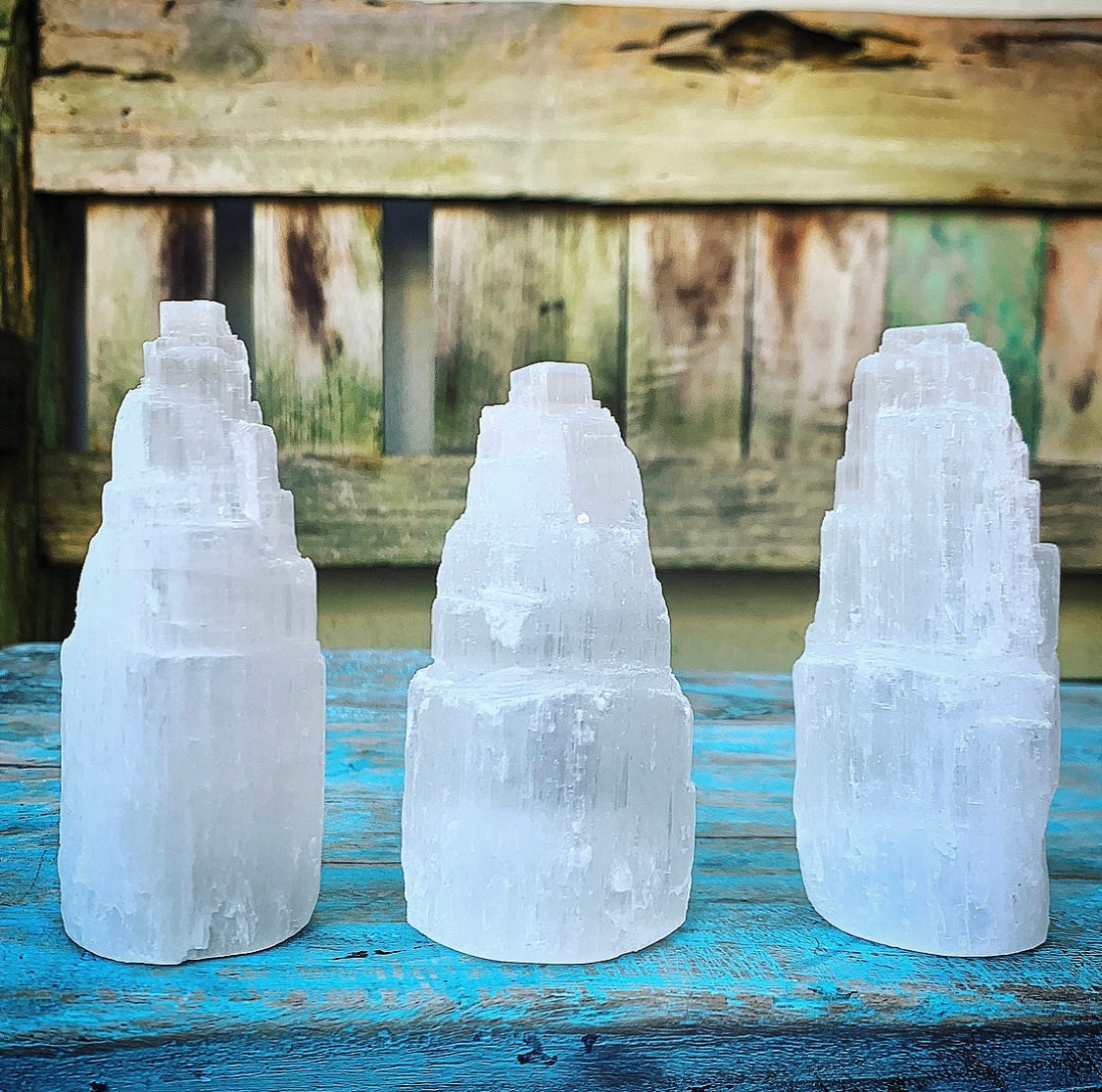 Selenite tower "ANGEL PEACE"