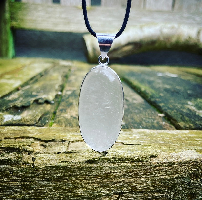 Seleniet hanger "Engel van Licht"