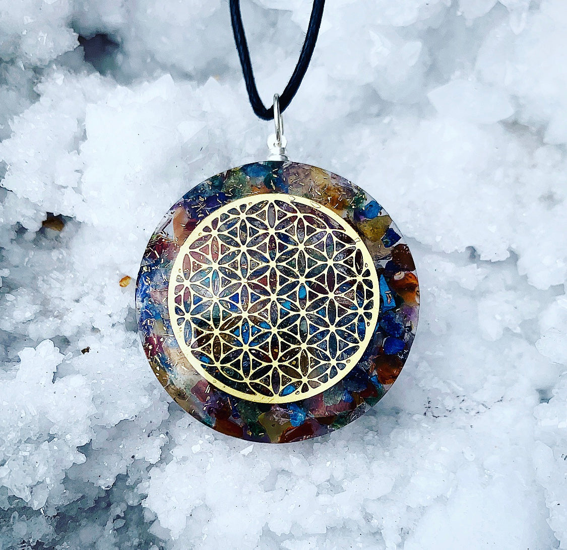 Orgon hanger met Chakra edelstenen "CRYSTAL BALANCE"