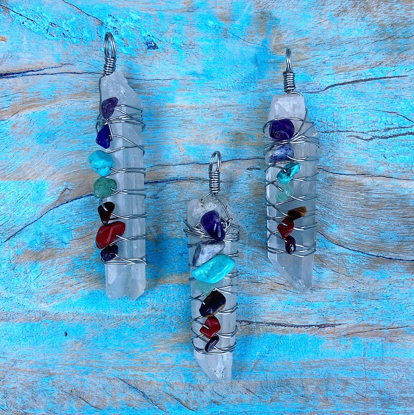 Bergkristall-Chakra-Anhänger „Spirituelle Energie“