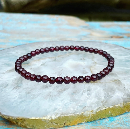 Garnet Bracelet "Everything Will Be Alright"