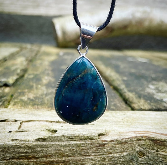 Blue Apatite pendant "Spiritual Guide"