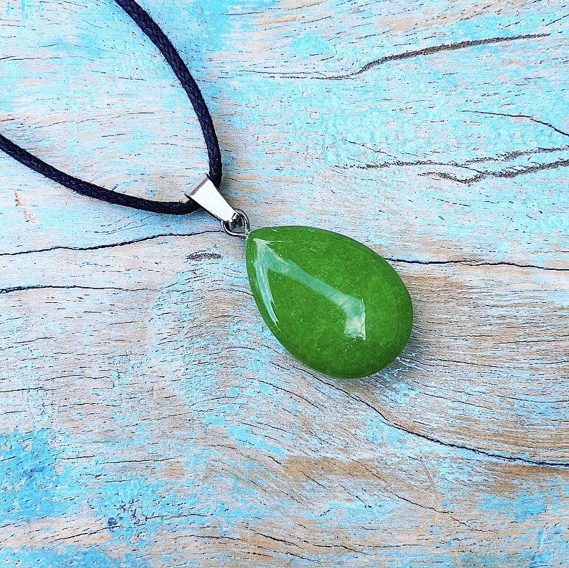Groene jade hanger "Geluk"