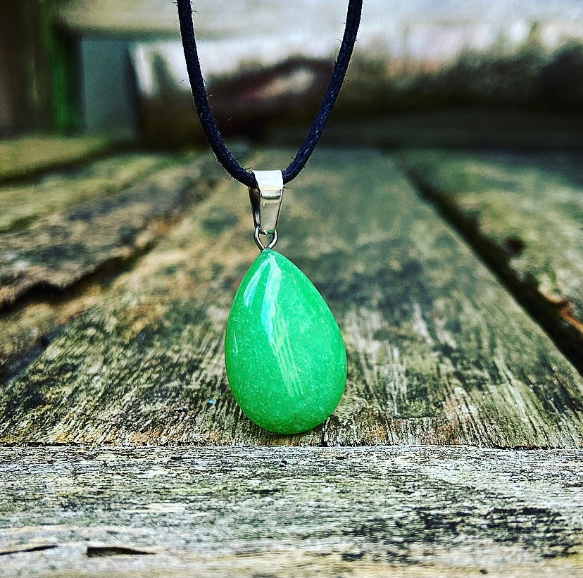 Groene jade hanger "Geluk"