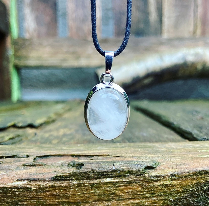 Bergkristall-Anhänger „Spirituelles Wachstum“