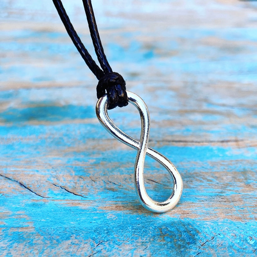 Zilveren Infinity met Maansteen ketting "To The Moon And Back"