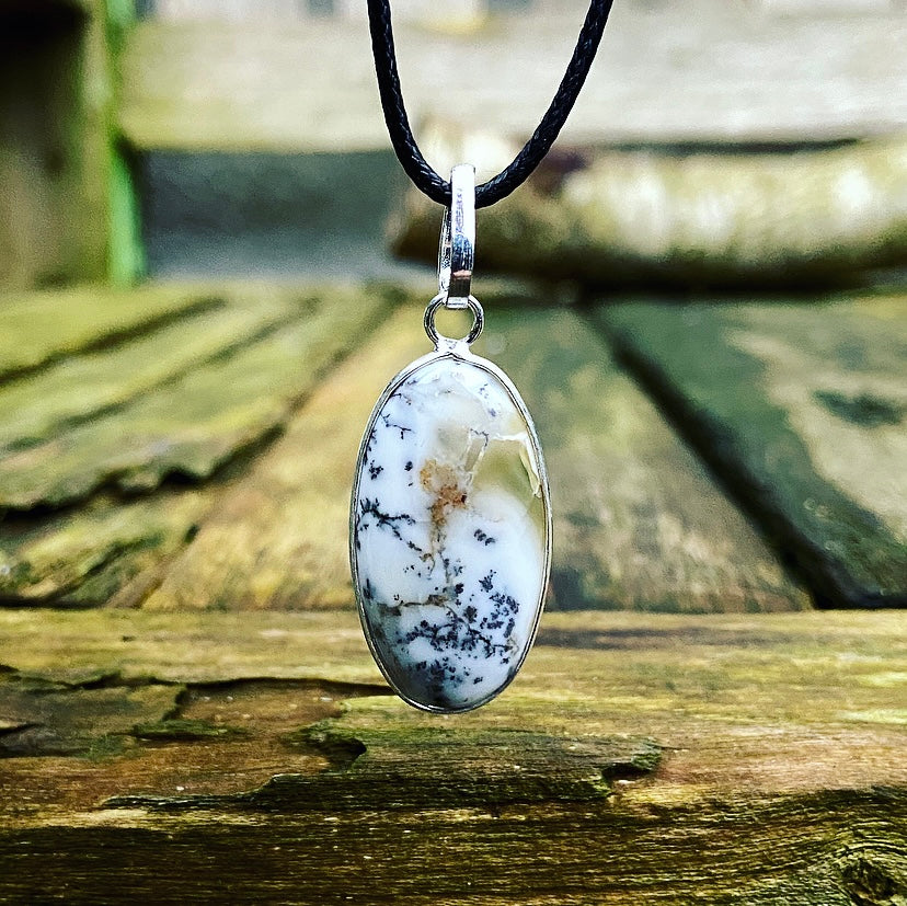 Hanger Dendriet Opaal "Overvloed"