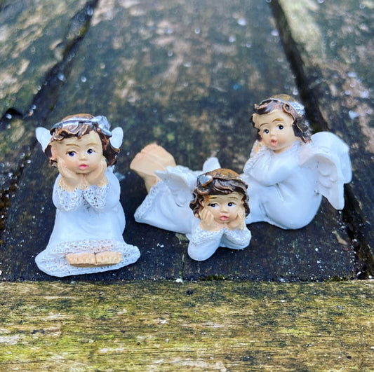 Three angels in gift bag "Health, protection, happiness"