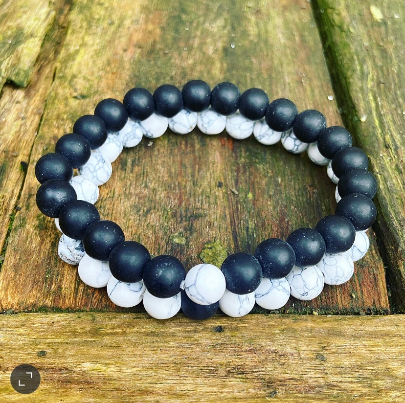 Armbanden Set Howliet en Lavasteen "Yin & Yang in Balans"