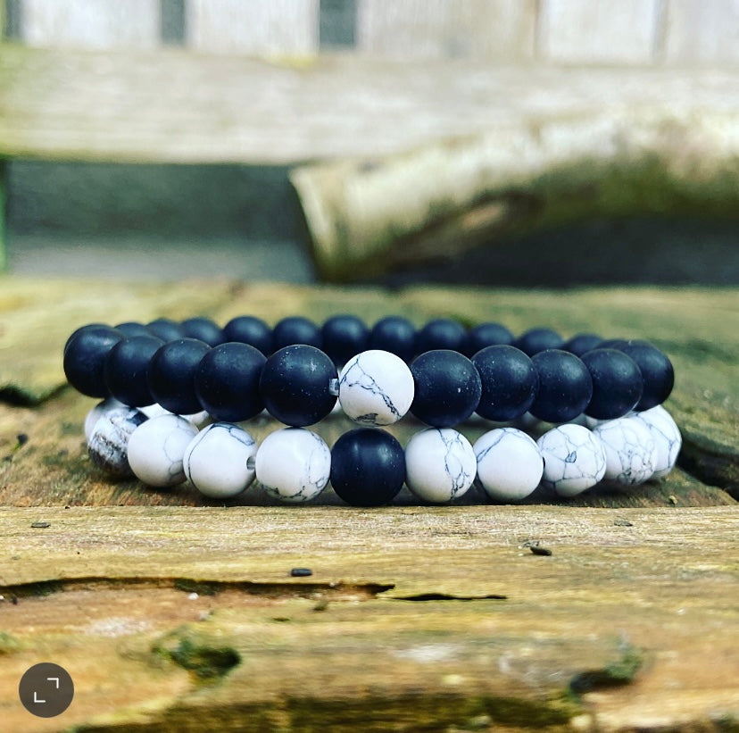 Armbanden Set Howliet en Lavasteen "Yin & Yang in Balans"