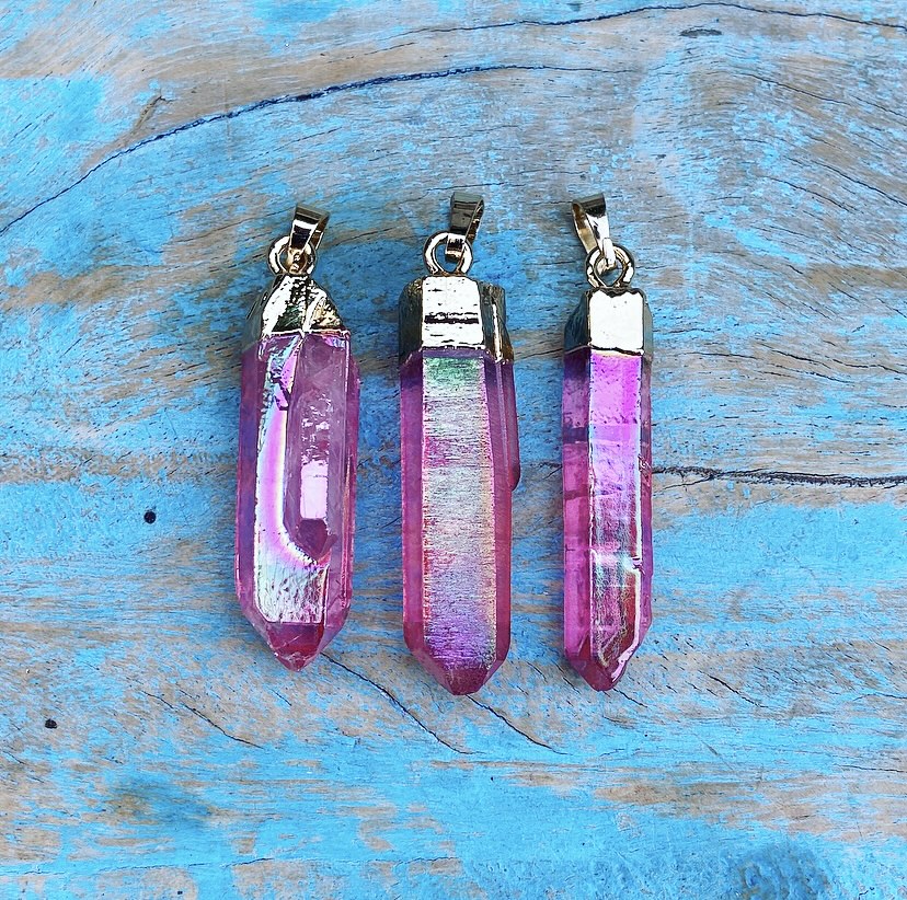 Wenskristal Roze Aura Kwarts "Leven, Liefde, Lachen"