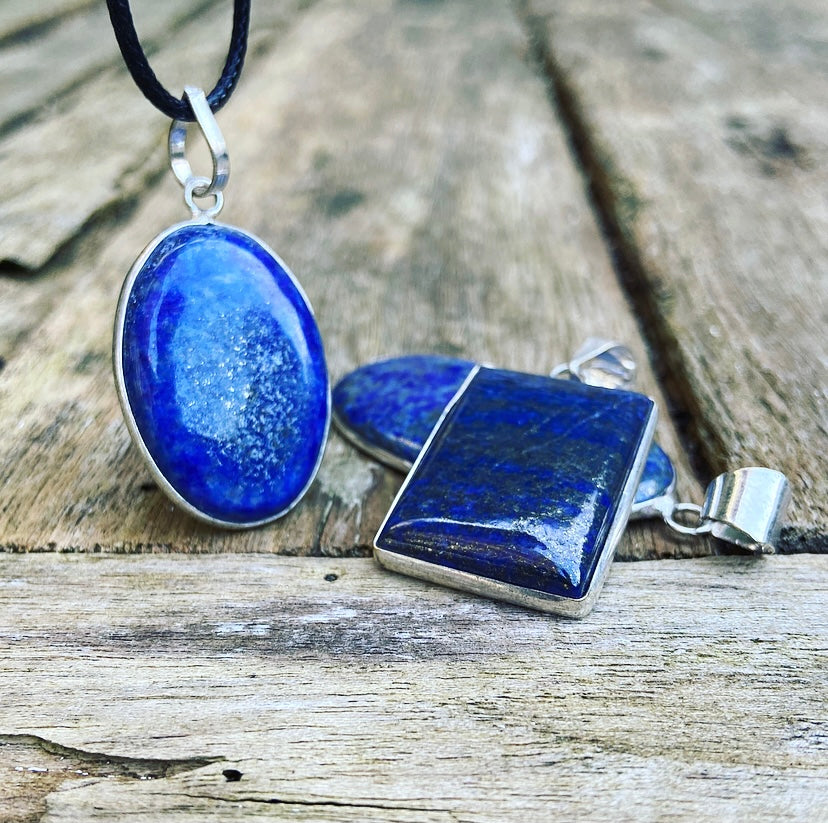 Hanger Lapis Lazuli "Durven & Doen"