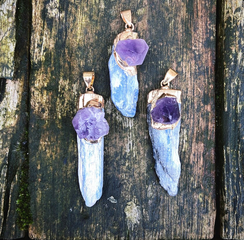 Kyanite + Amethyst pendant "Reading Minds"