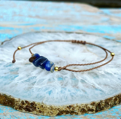 Lapis Lazuli armbandje "Durven en doen"