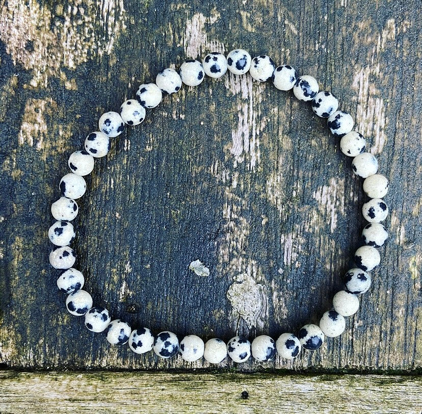Dalmatian Jasper bracelet "Don't worry, be happy"