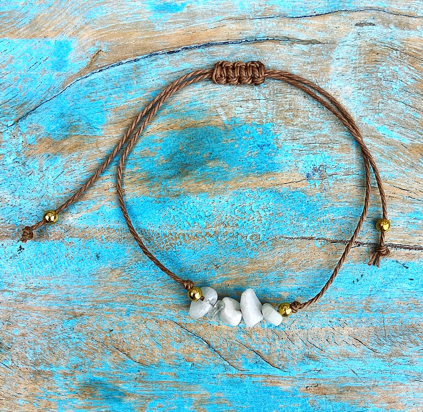Moonstone bracelet "Mysticism, magic and light of life"