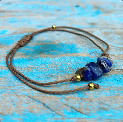 Lapis Lazuli armbandje "Durven en doen"