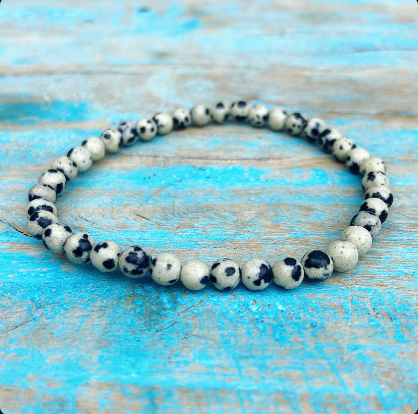 Dalmatian Jasper bracelet "Don't worry, be happy"