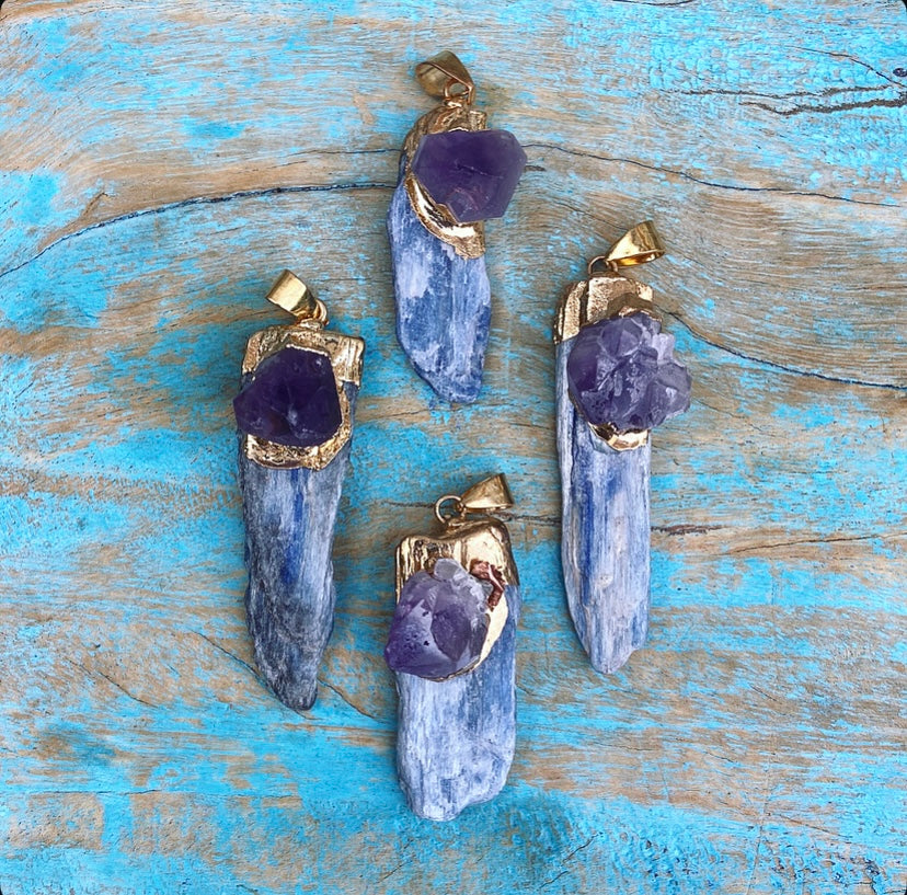 Kyanite + Amethyst pendant "Reading Minds"