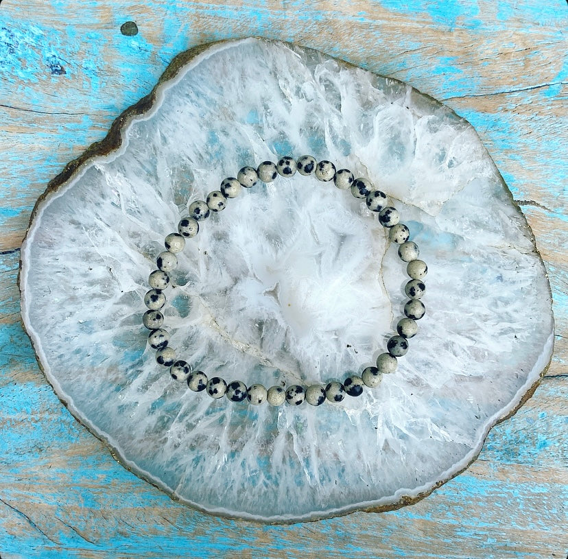 Dalmatian Jasper bracelet "Don't worry, be happy"