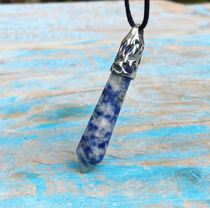Energy point pendant Sodalite "Assertiveness &amp; Self-esteem"