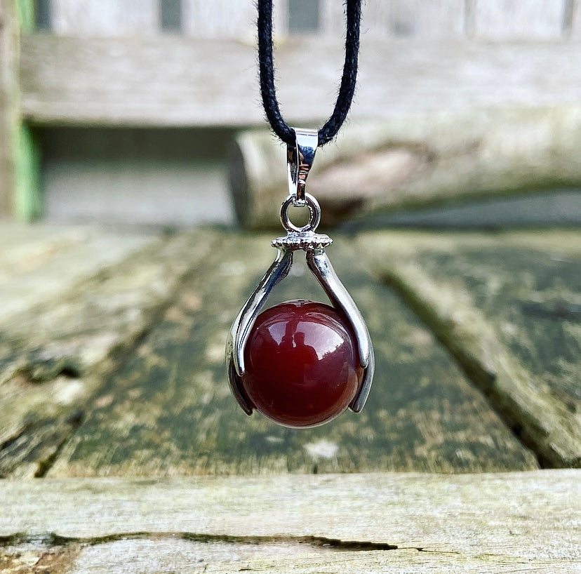 Healing Hands pendant Agate "Calmness &amp; Balance"
