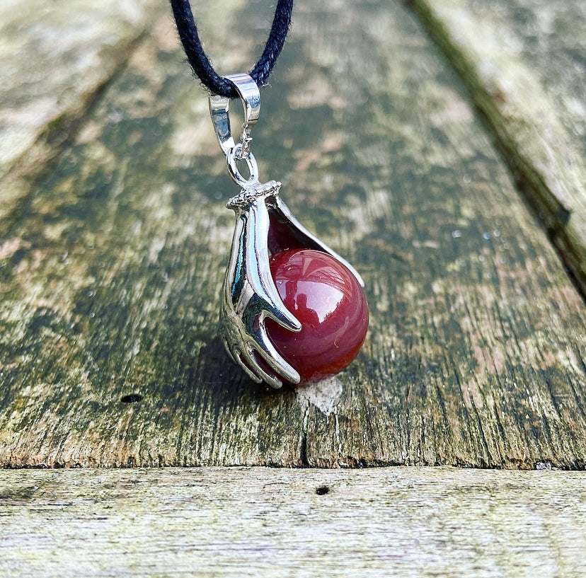 Healing Hands pendant Agate "Calmness &amp; Balance"