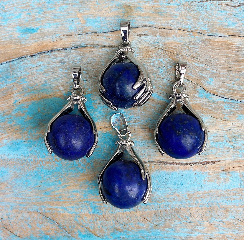Healing Hands pendant Lapis Lazuli "Self-confidence &amp; Courage"