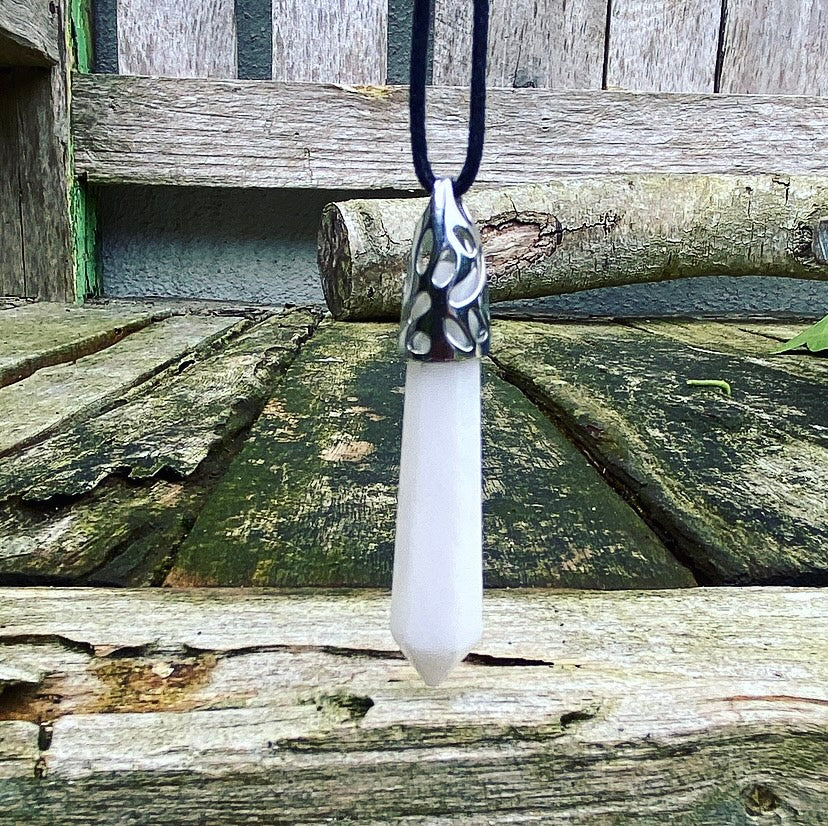 Energiepunt hanger Witte Jade "Loslaten & Vertrouwen"