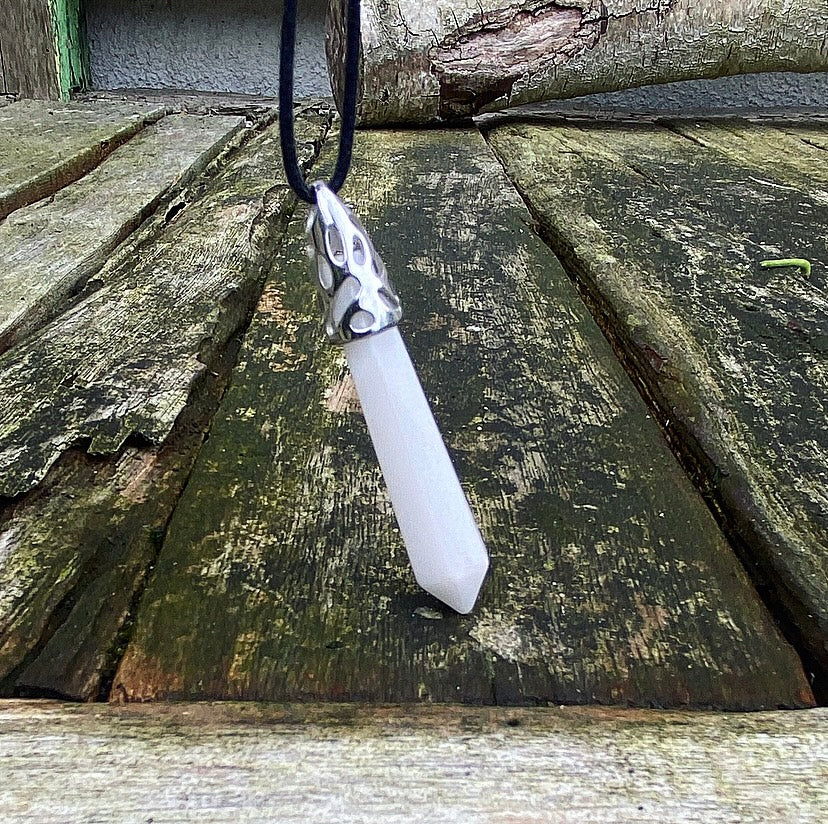 Energiepunt hanger Witte Jade "Loslaten & Vertrouwen"