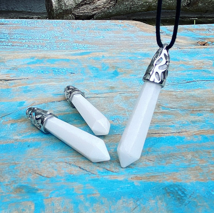 Energiepunt hanger Witte Jade "Loslaten & Vertrouwen"