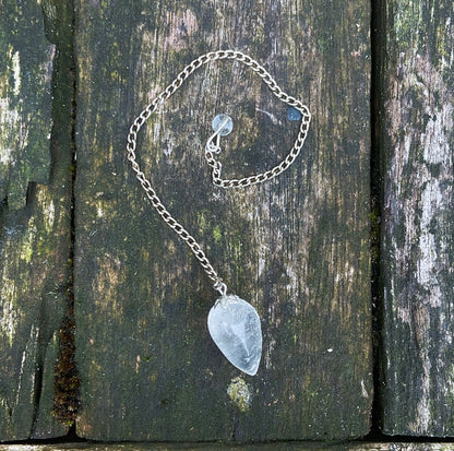 Bergkristal pendel "Pendel van Helderheid"