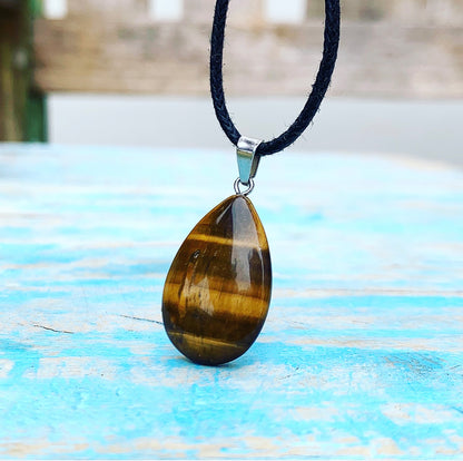 Tiger Eye Pendant "Powerful Radiance"