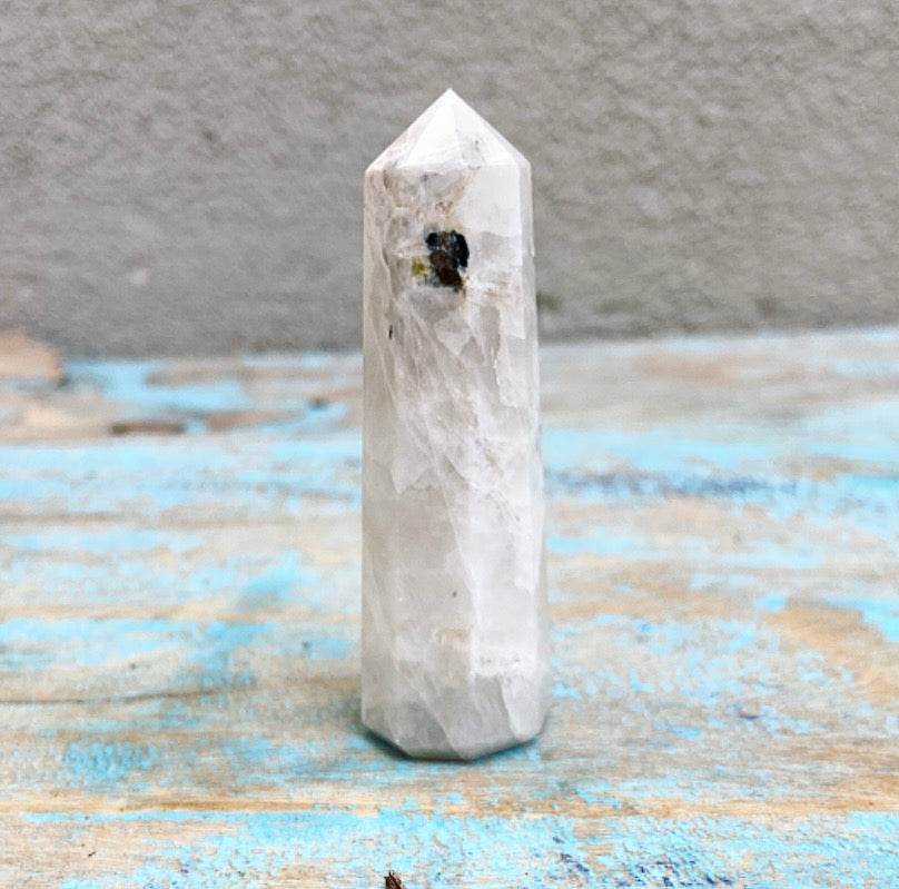 Maansteen Obelisk "Mystieke Kracht"
